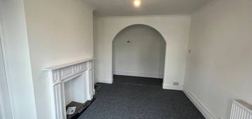 Flat to rent in Ripon Road, Bournemouth BH9