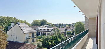 2 pièces avec balcon vue marne - Joinville le pont