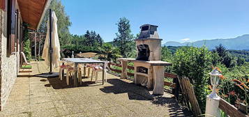 A louer maison de 6 pièces avec 5 chambres, jardin et piscine sur Pringy