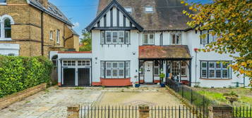 6 bed semi-detached house for sale