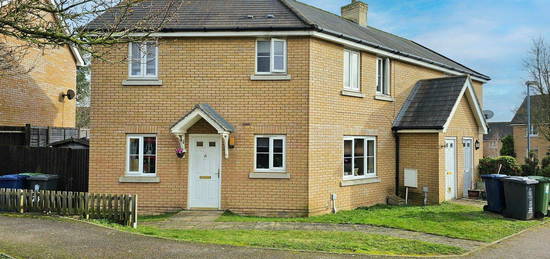 Maisonette for sale in Mayfield Way, Great Cambourne, Cambridge CB23