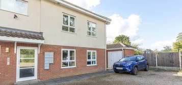 Flat for sale in East Lodge, Norwich NR7