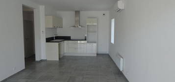 PARTICULIER Loue appartement P3 Nimes