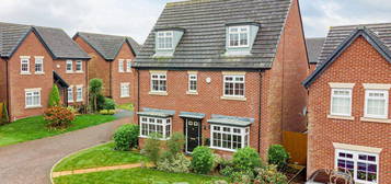 5 bed detached house for sale