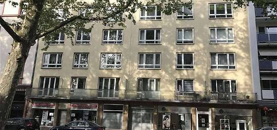 Gemütliche 3 Zimmer- Wohnung mit Balkon in Mainz-City, Nähe Kaufhof