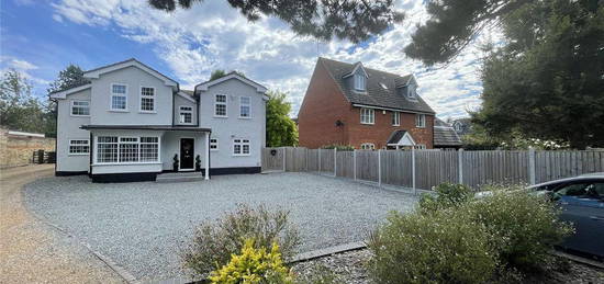 6 bedroom detached house for sale