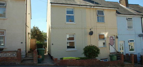 2 bedroom end of terrace house