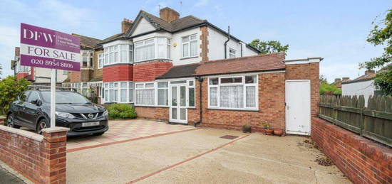 4 bedroom semi-detached house for sale