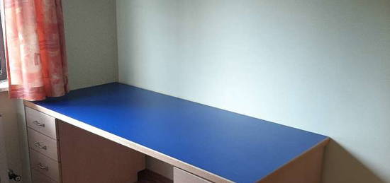 Zimmer zu vermieten