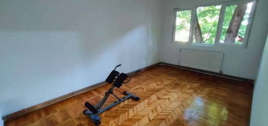 Apartament  4 camere Tatarasi , 81 metri, etaj 1 Cod:155304