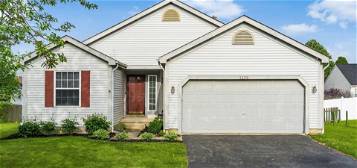 3239 Canyon Bluff Dr, Canal Winchester, OH 43110