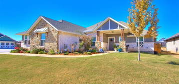 11805 Corie Nicole Ln, Yukon, OK 73099