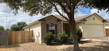 209 Donatello, Kyle, TX 78640