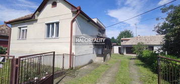 HALO reality - Predaj, rodinný dom Studená, 3 domy - ZNÍŽENÁ CENA - EXKLUZÍVNE HALO REALITY