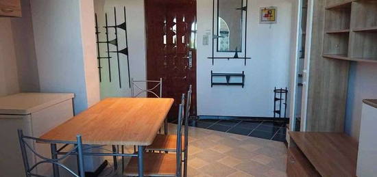 Apartament de închiriat