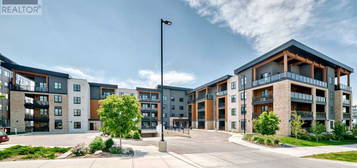 210, 8355 19 Avenue SW, Calgary, Alberta