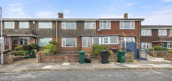 Terraced house to rent in The Meads, Brighton BN1