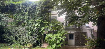 Maison 2 étages  à vendre, 8 pièces, 5 chambres, 210 m²