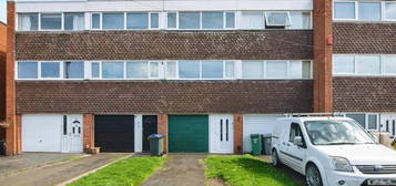 Terraced house to rent in Merton Close, Oldbury B68