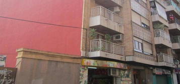 Piso en venta en Pintor Garnelo, Benimàmet