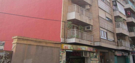 Piso en venta en Pintor Garnelo, Benimàmet