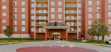 8340 Callie Ave Unit 312, Morton Grove, IL 60053