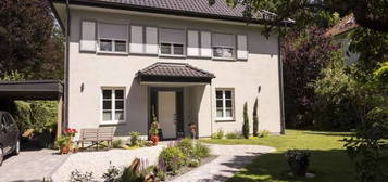 Provisionsfrei Zweifamilienhaus in 53604 Bad Honnef, Bismarckstr.