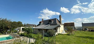 Maison restaurée avec piscine à Saint Martin des Bois