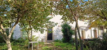 Studio meublé dans mas proche Salin de Giraud