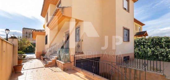 Casa o chalet en venta en Calle Paseo de Los Tilos, 3, Residencial Triana - Barrio Alto