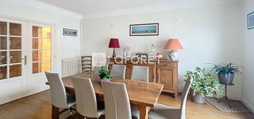 Appartement à vendre, 4 pièces, 3 chambres, 147 m²