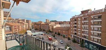 REF. 710 - VENTA PISO EN BARBASTRO - Pj