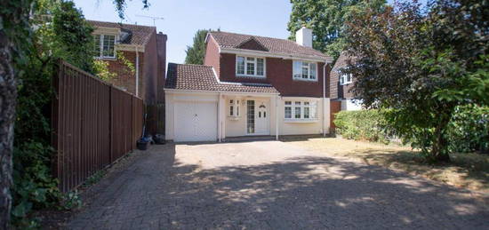 4 bedroom detached house