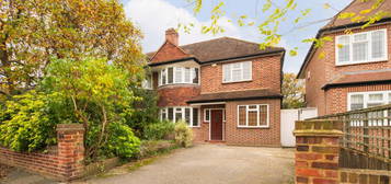 4 bedroom semi-detached house