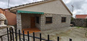 Chalet en Fresnedillas de la Oliva