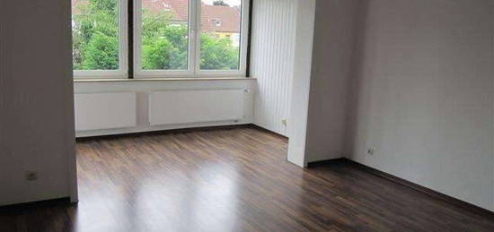 Gepflegte, helle 3 Zimmer Wohnung im Heideviertel (Nähe MHH)