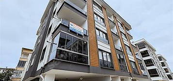 REMAX Yalı Hakan'dan CUMHURİYET DENİZ TARAFI SATILIK 3+1