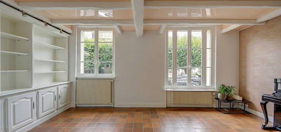 Location appartement 5 pièces 94 m²