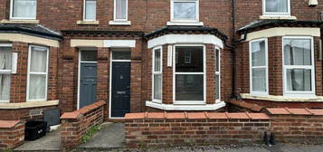 5 bedroom terraced house