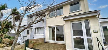 3 bed semi-detached house to rent