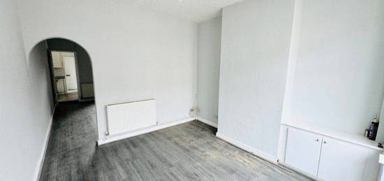 Terraced house to rent in Shipway Road, Birmingham B25