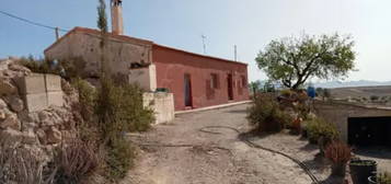 Casa r&#xFA;stica en Cuevas de Almanzora