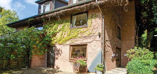 Mehrfamilienhaus mit 3 Wohneinheiten (2 vermietet) und Garten in Naturschutznähe von 22929 Hamfelde