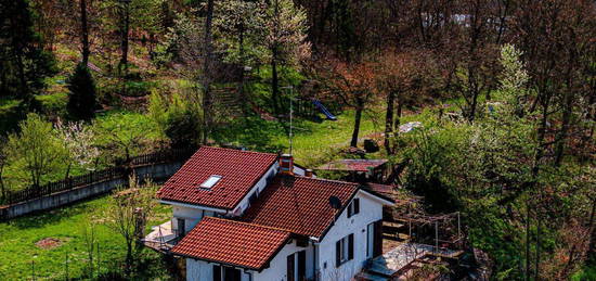 Casa indipendente in vendita a Cairo Montenotte