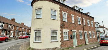 3 bedroom terraced house