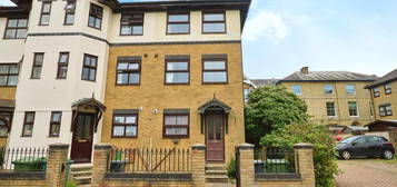 4 bedroom end of terrace house for sale