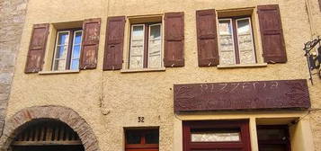 Maison en pierres à vendre avec local commercial et terrasse VILLEFRANCHE DE CONFLENT (66)