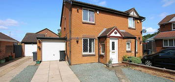 2 bedroom semi-detached house for sale