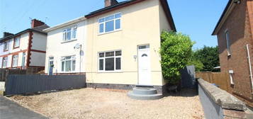 2 bedroom semi-detached house to rent