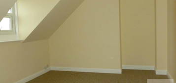 Flat to rent in Lower Clarence Road, Norwich NR1